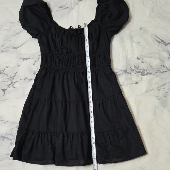 Hollister Black Puff Sleeve Smocked Dress - Picture 3 of 7